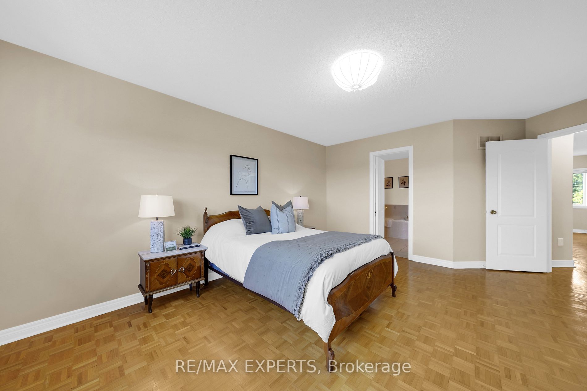 266 Royalpark Way