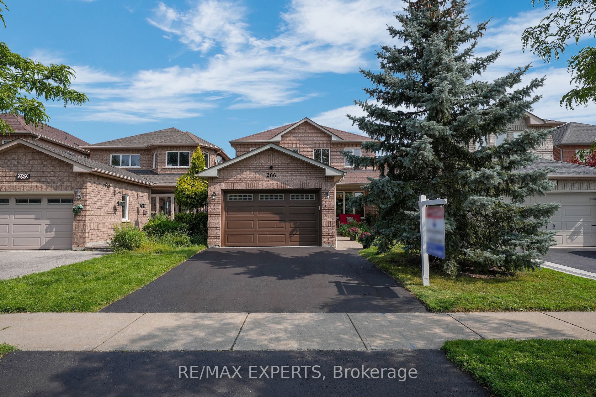 266 Royalpark Way