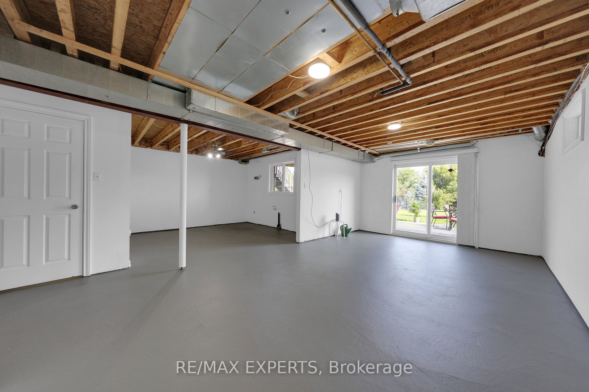 266 Royalpark Way