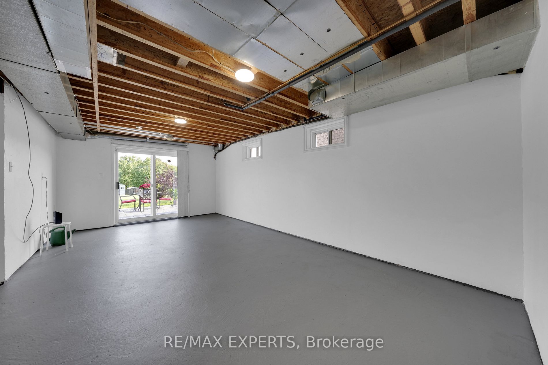 266 Royalpark Way