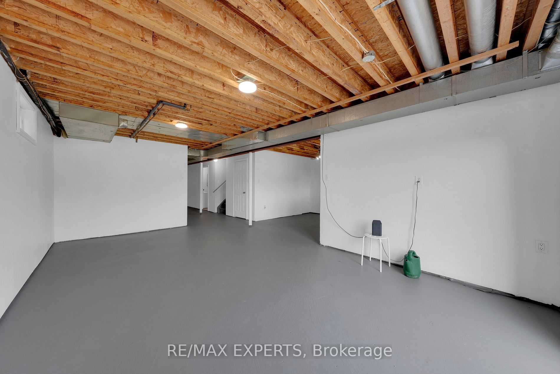 266 Royalpark Way
