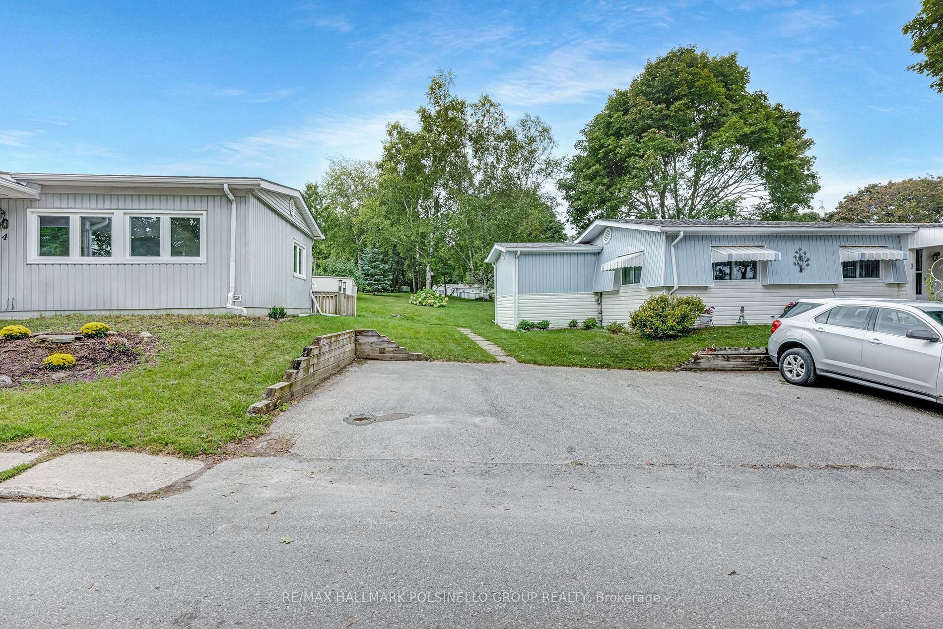 4 Mimosa Dr