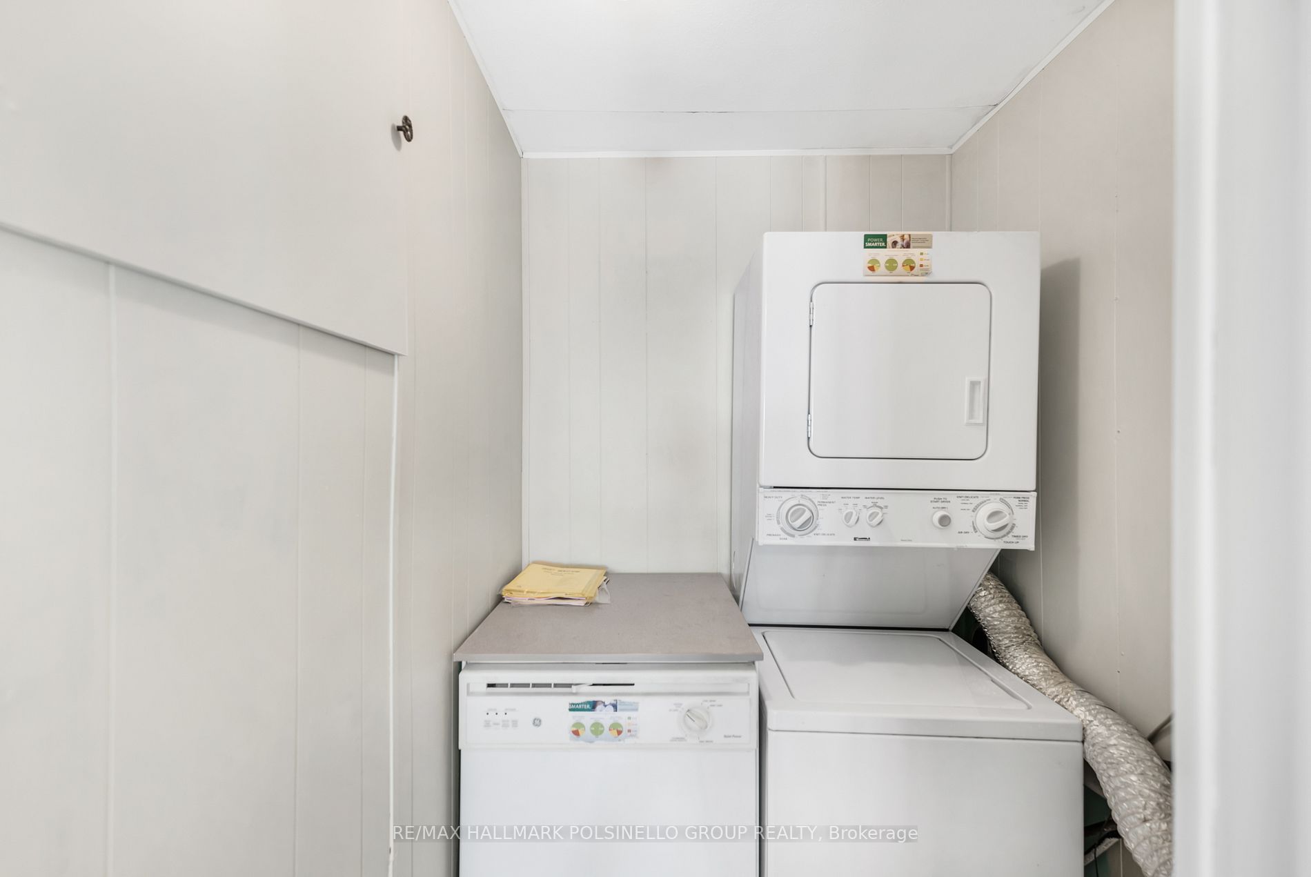 4 Mimosa Dr