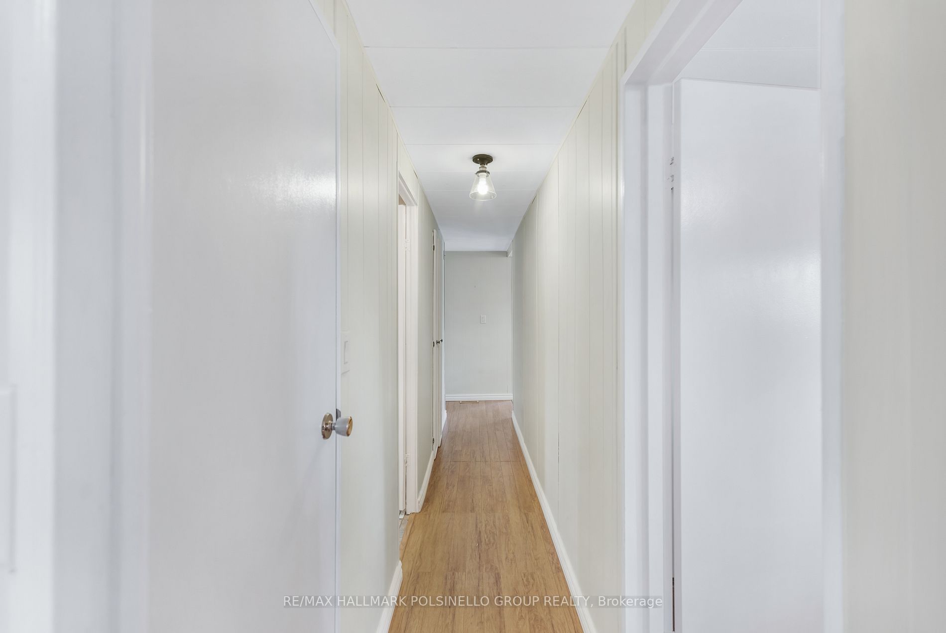 4 Mimosa Dr