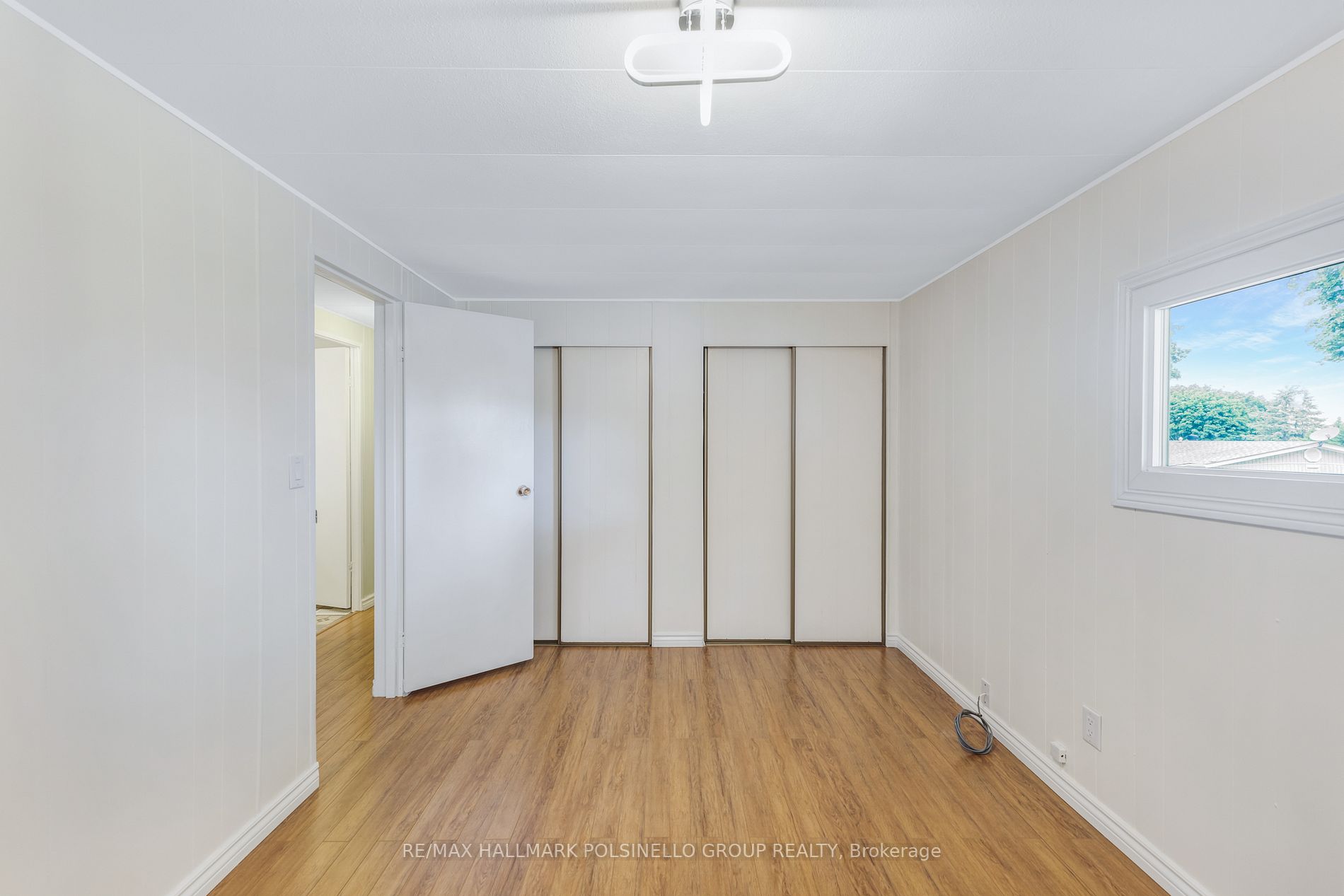 4 Mimosa Dr
