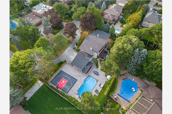 5 Poinsetta Dr, Markham