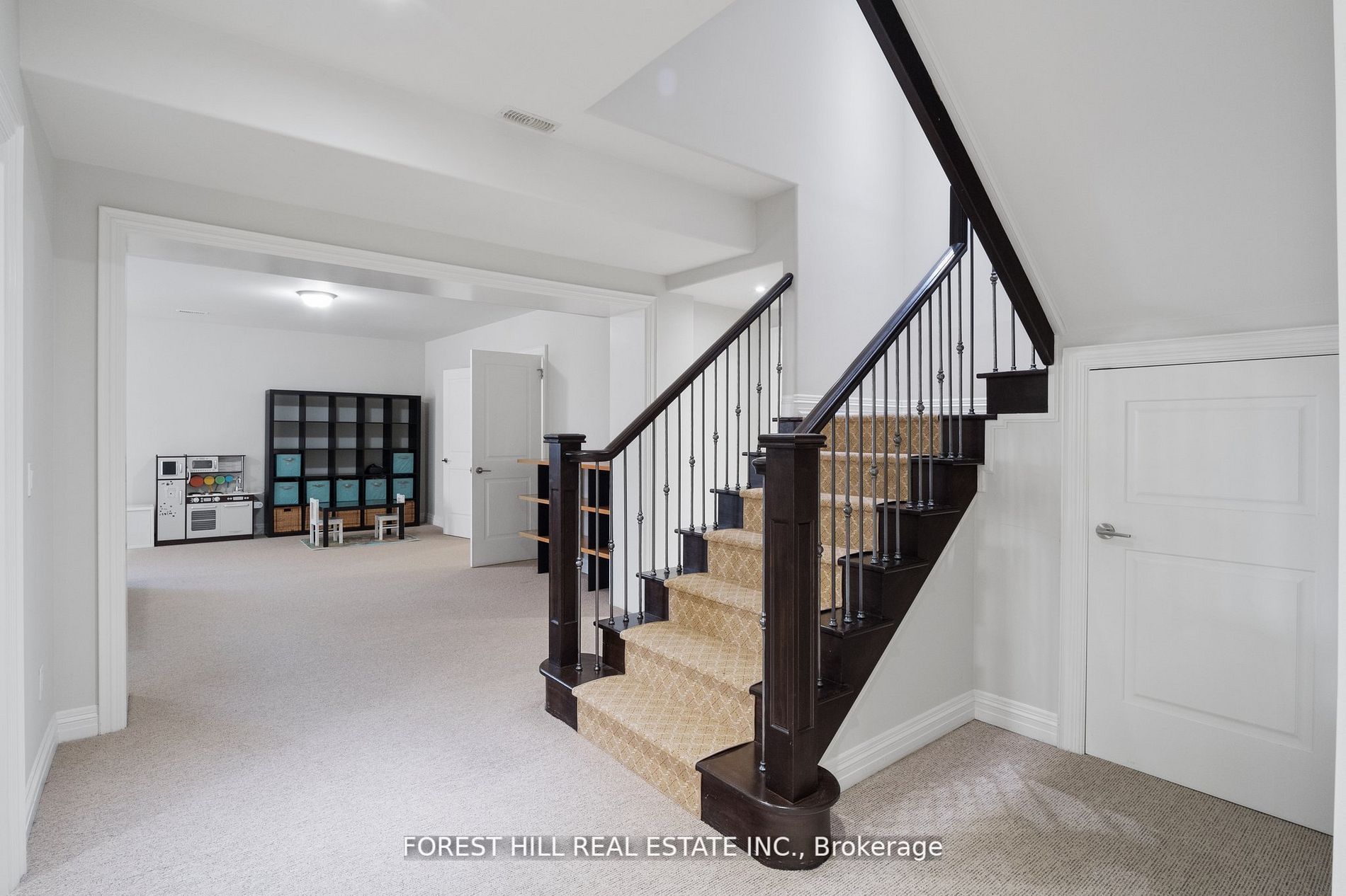 47 Sanibel Cres