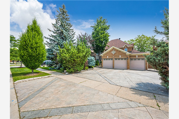 47 Kingsnorth Blvd, Vaughan