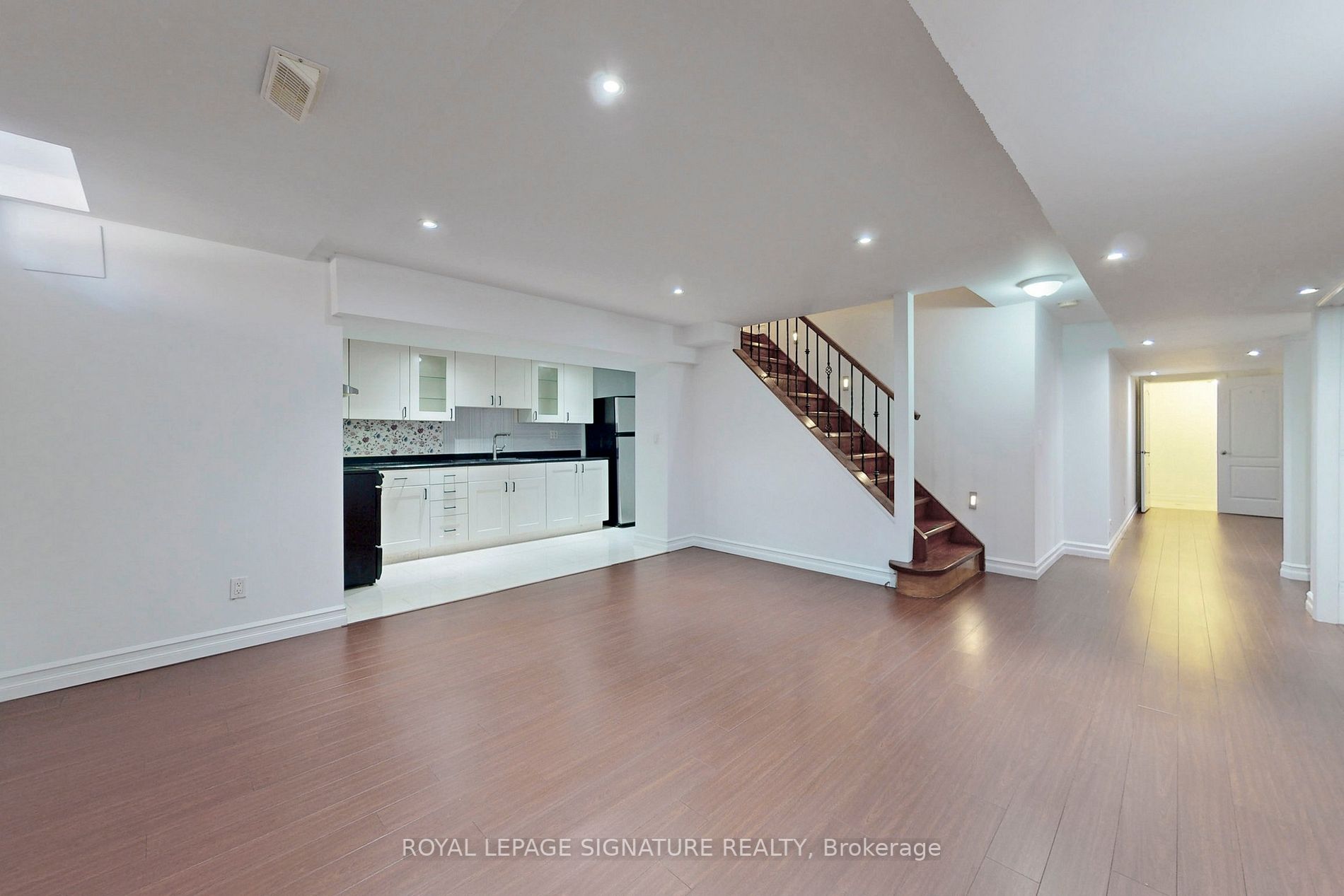 34 Pedersen Dr
