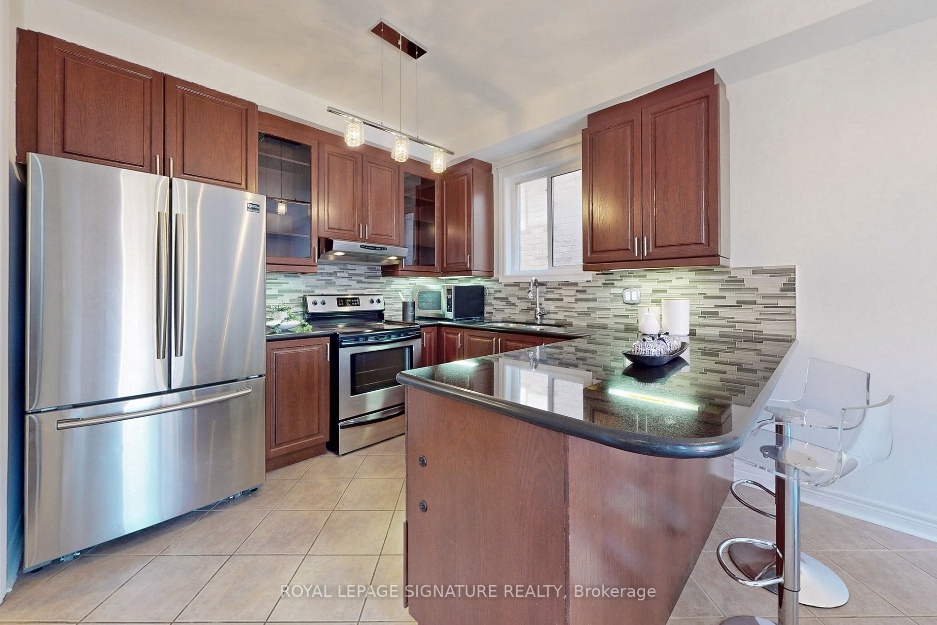 34 Pedersen Dr