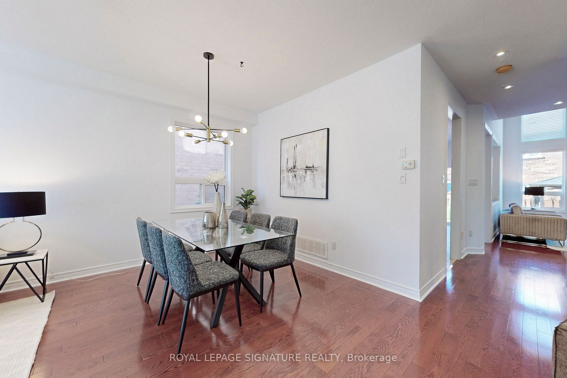 34 Pedersen Dr
