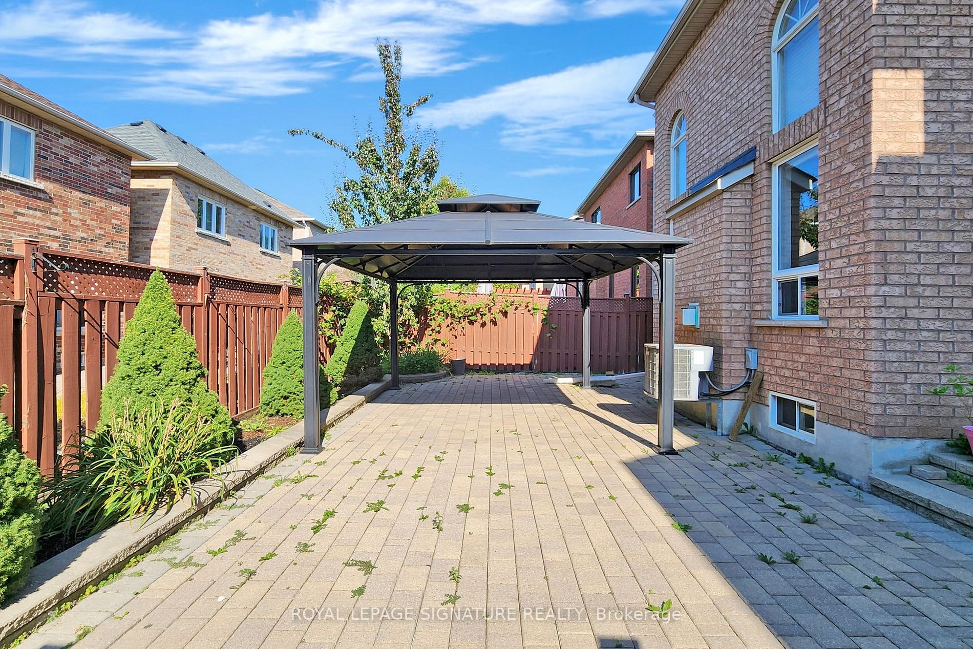 34 Pedersen Dr