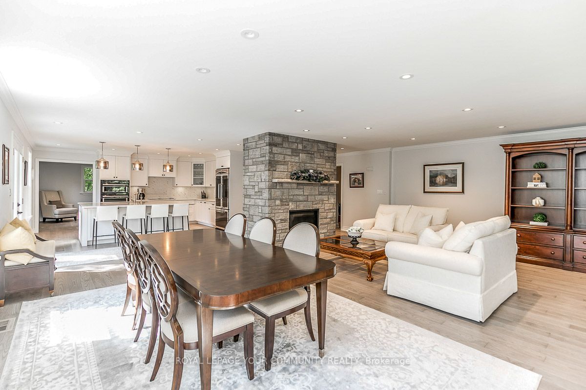 15 Laskay Lane