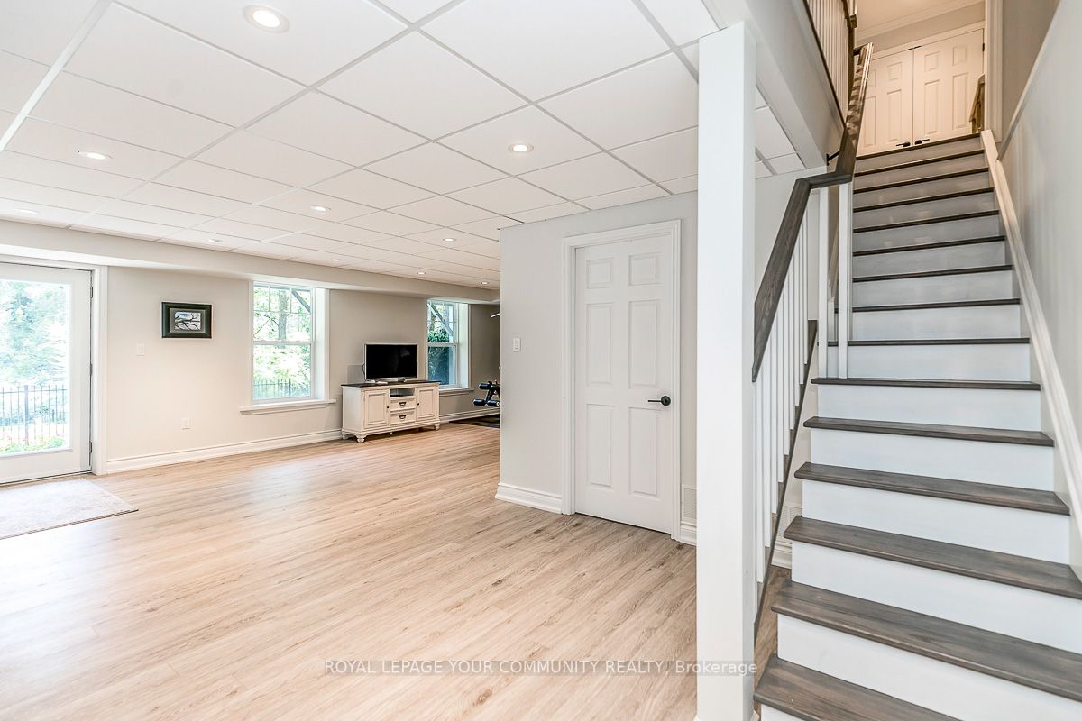 15 Laskay Lane