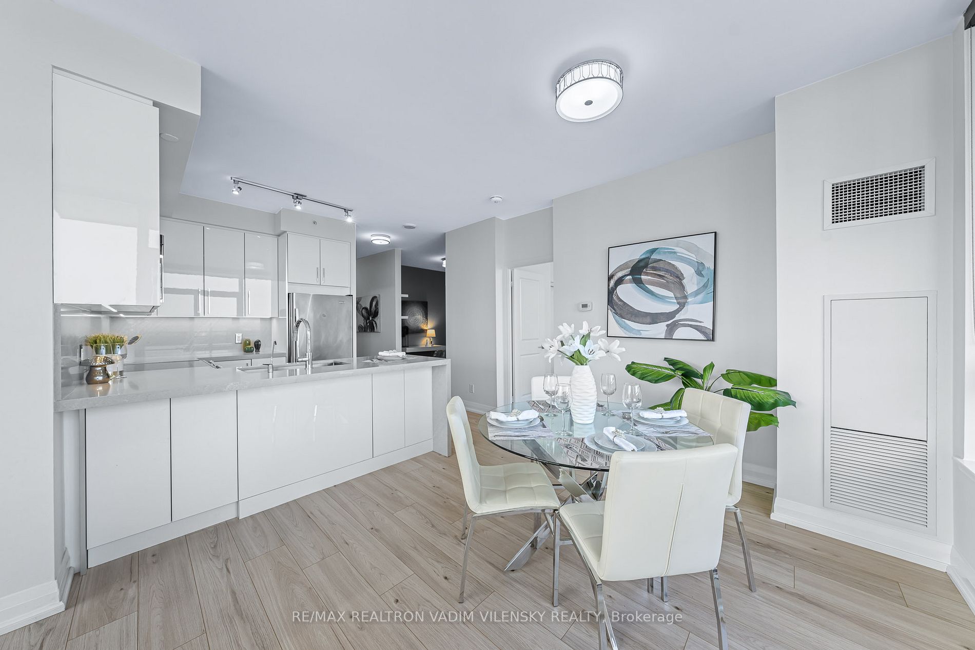 Listing N6788760 - Large Photo # 12