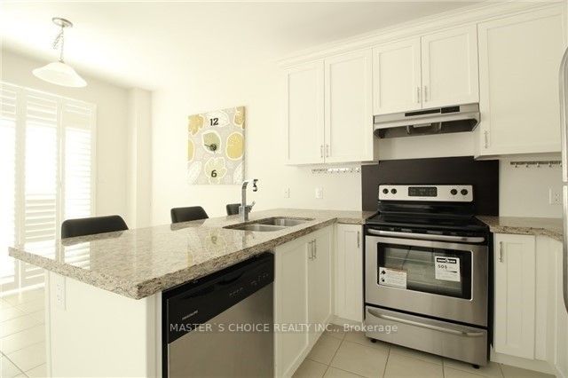 6 Coventry Crt