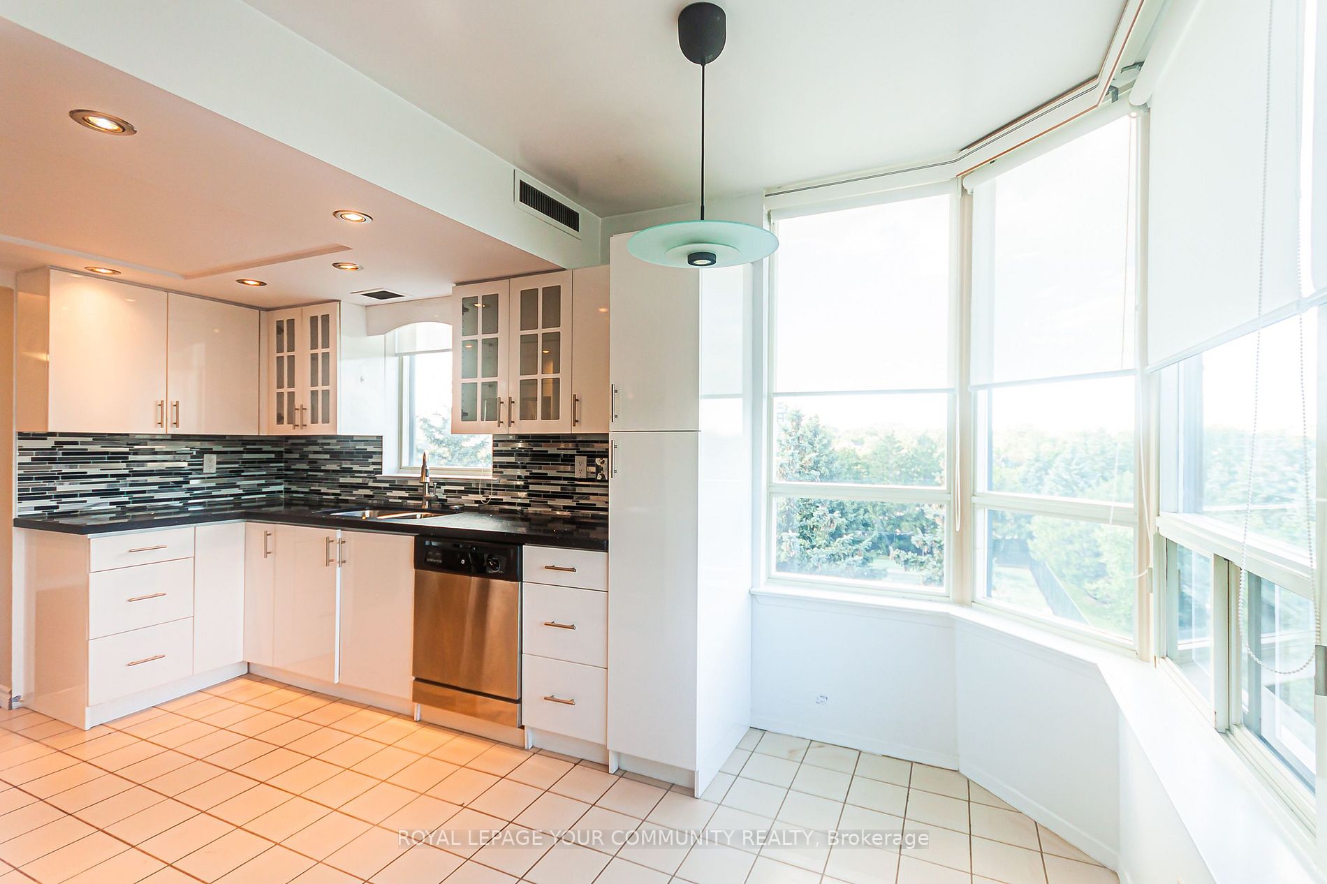22 Clarissa Dr, #511