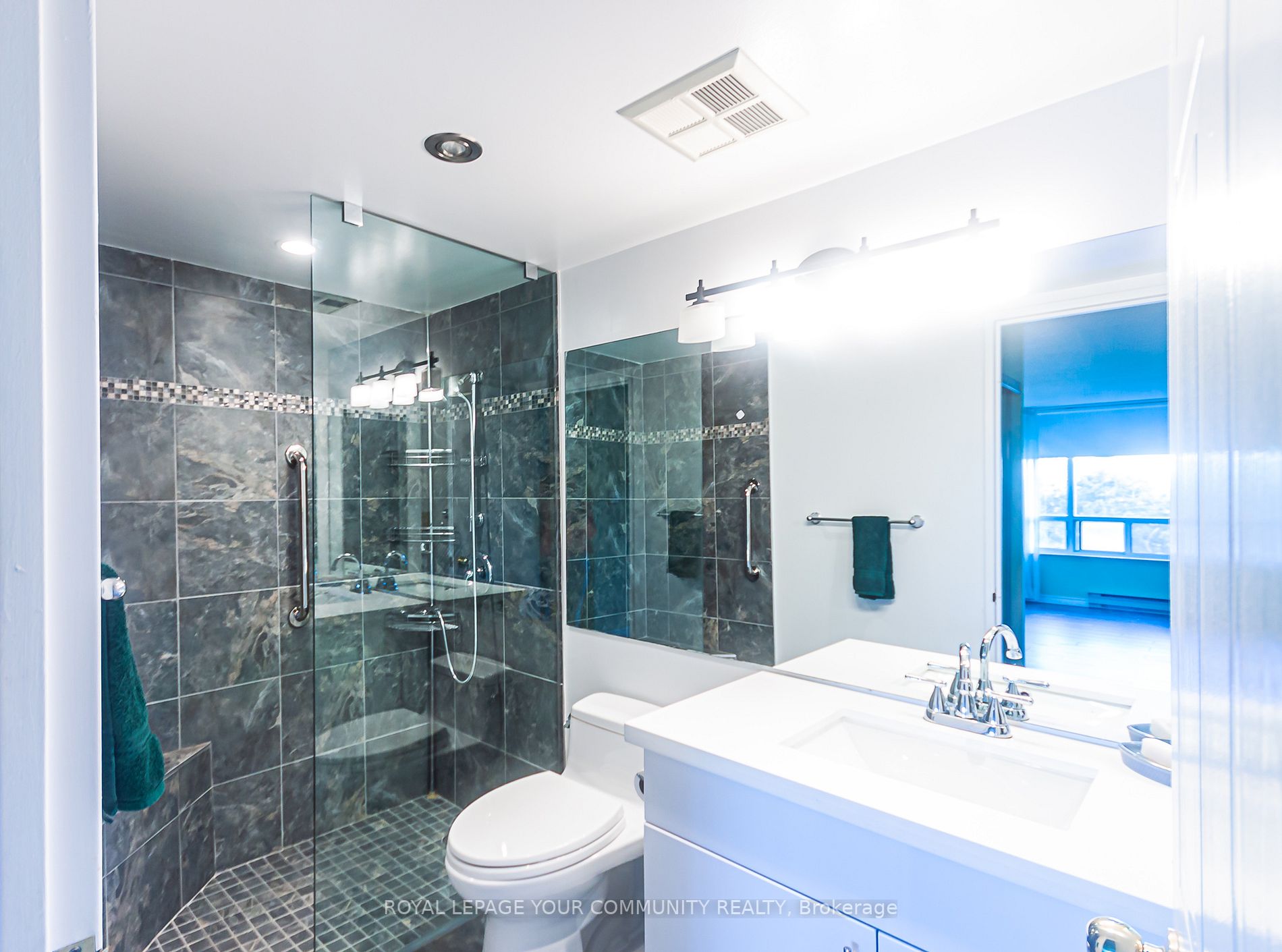 22 Clarissa Dr, #511