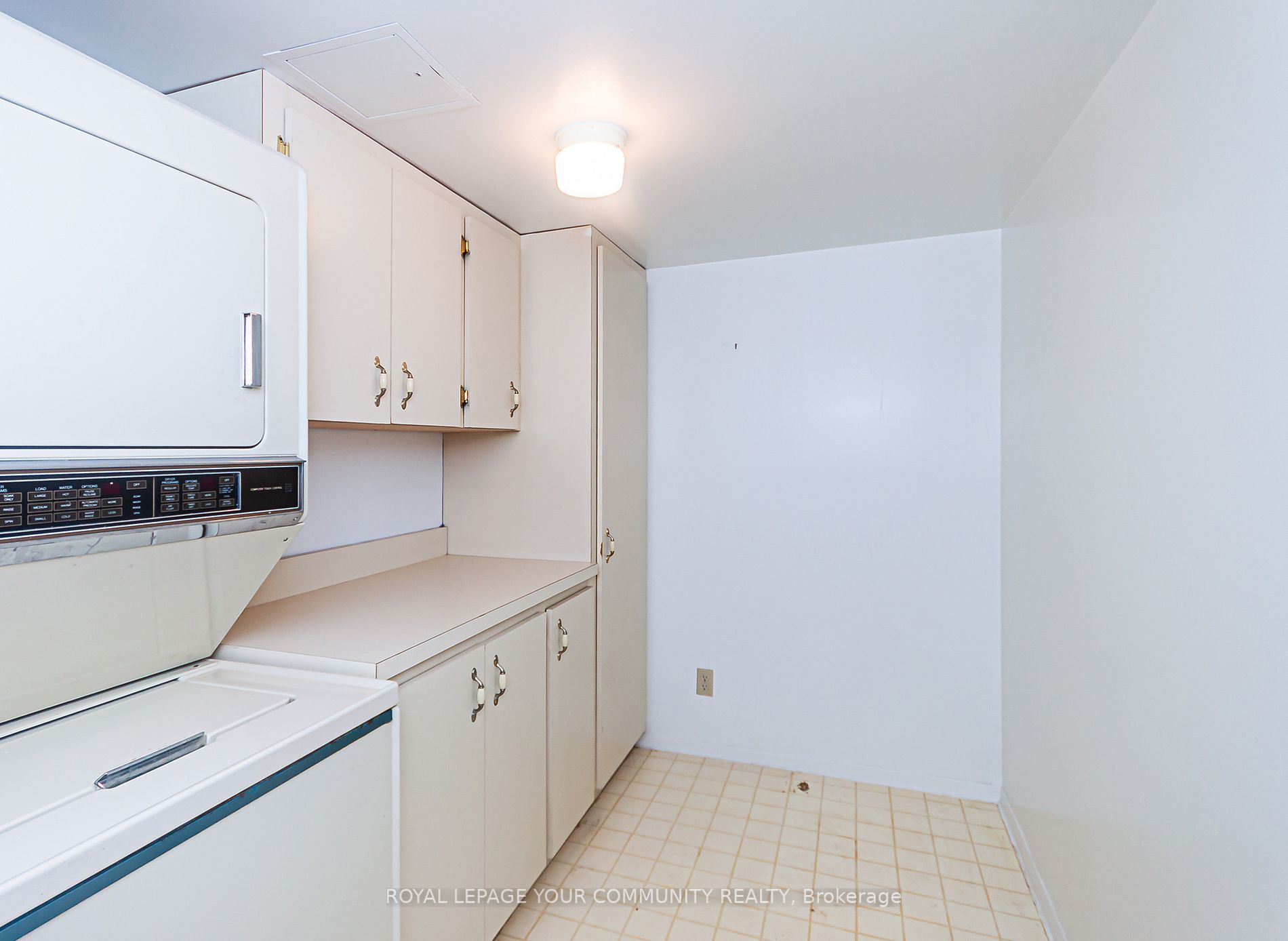 22 Clarissa Dr, #511