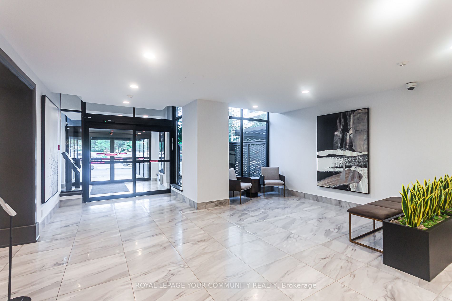 22 Clarissa Dr, #511