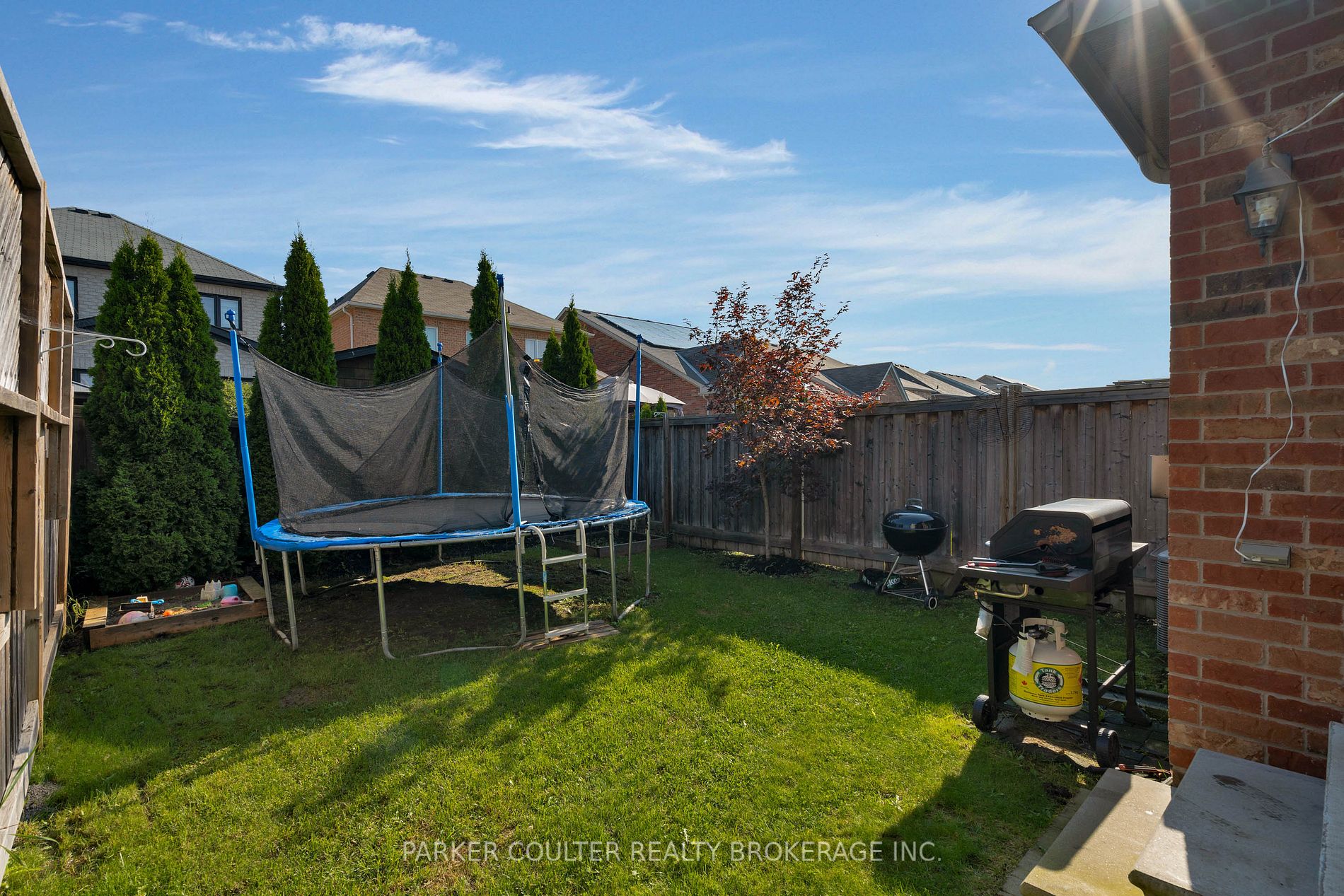 70 Meadowhawk Trail