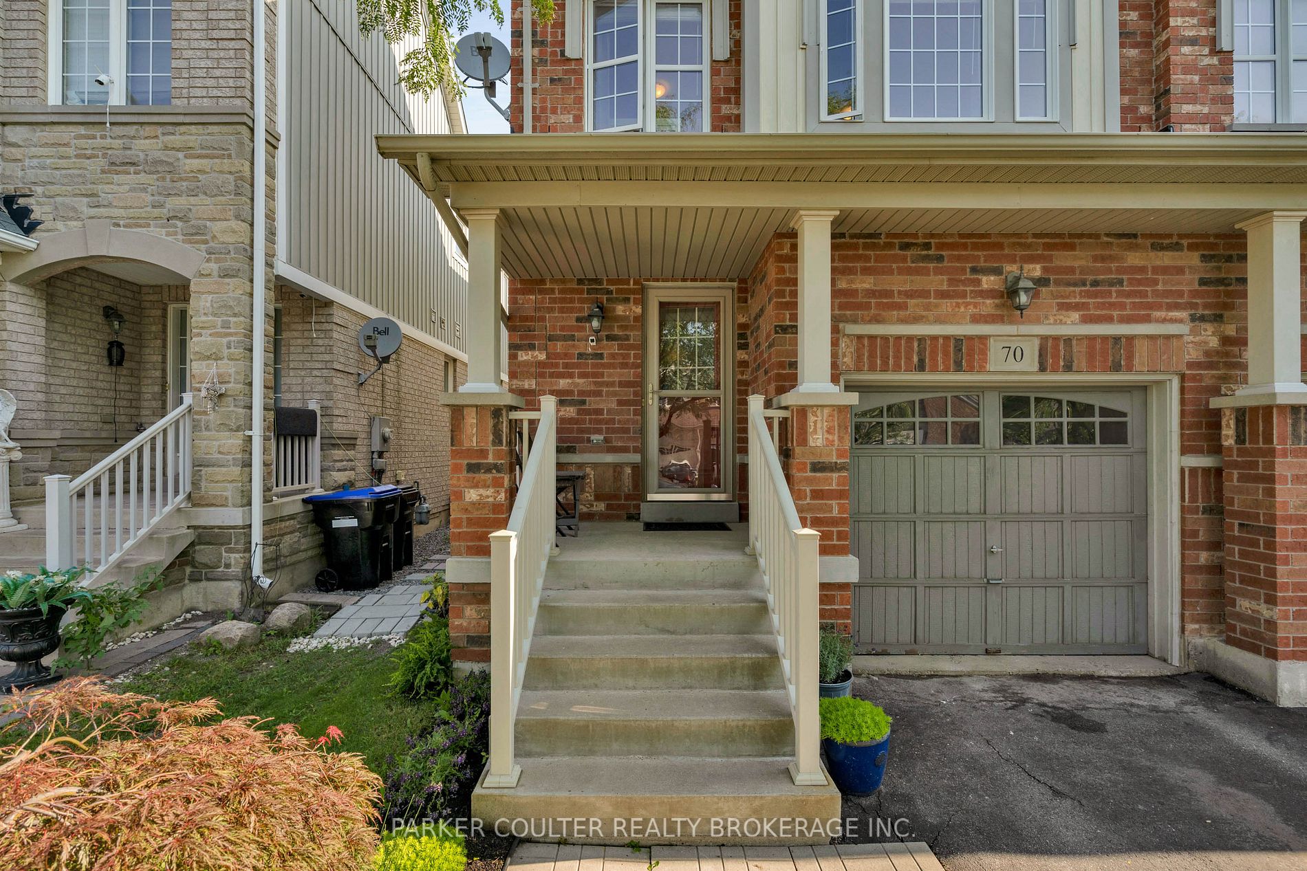 70 Meadowhawk Trail