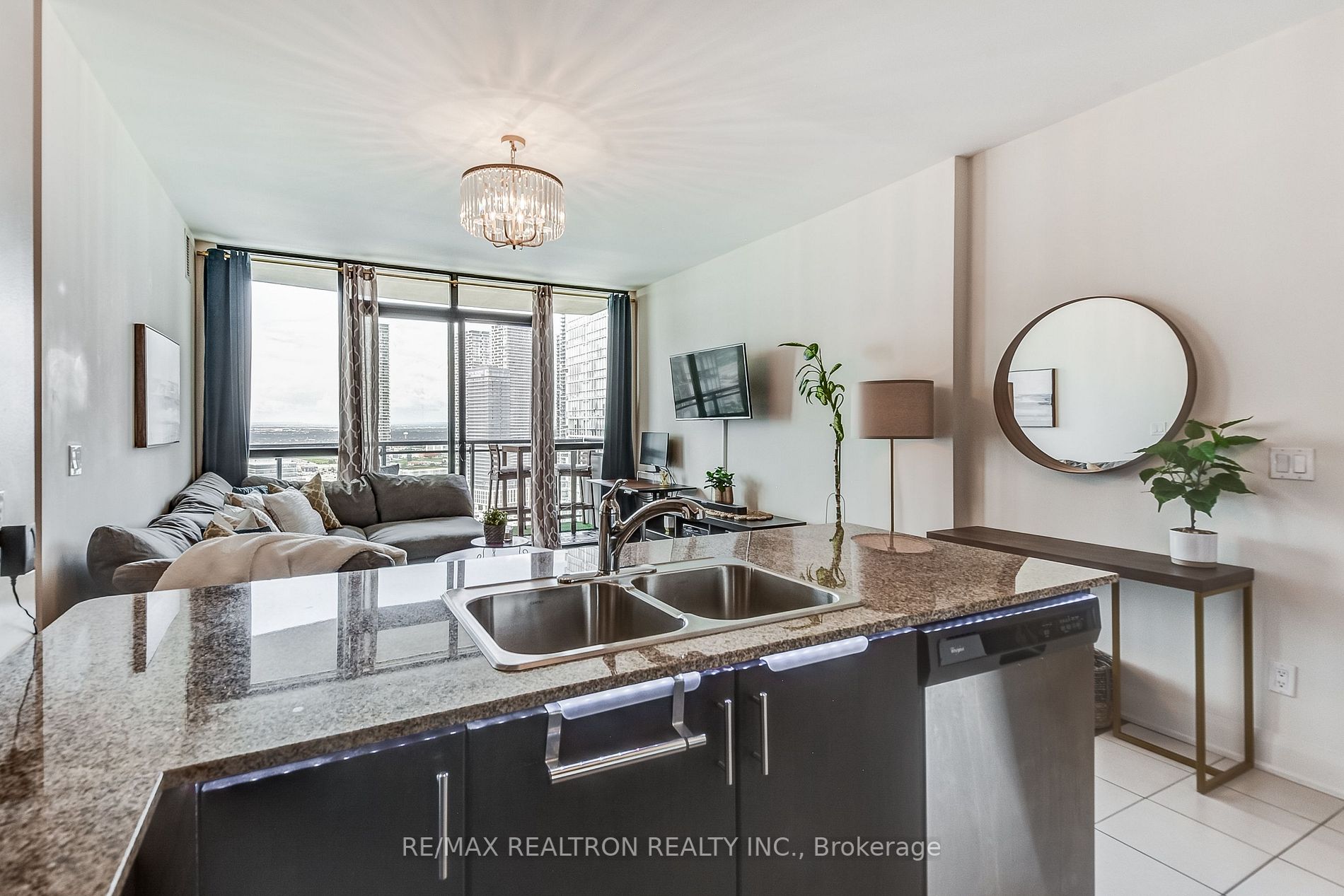 2900 Highway No. 7, #2305