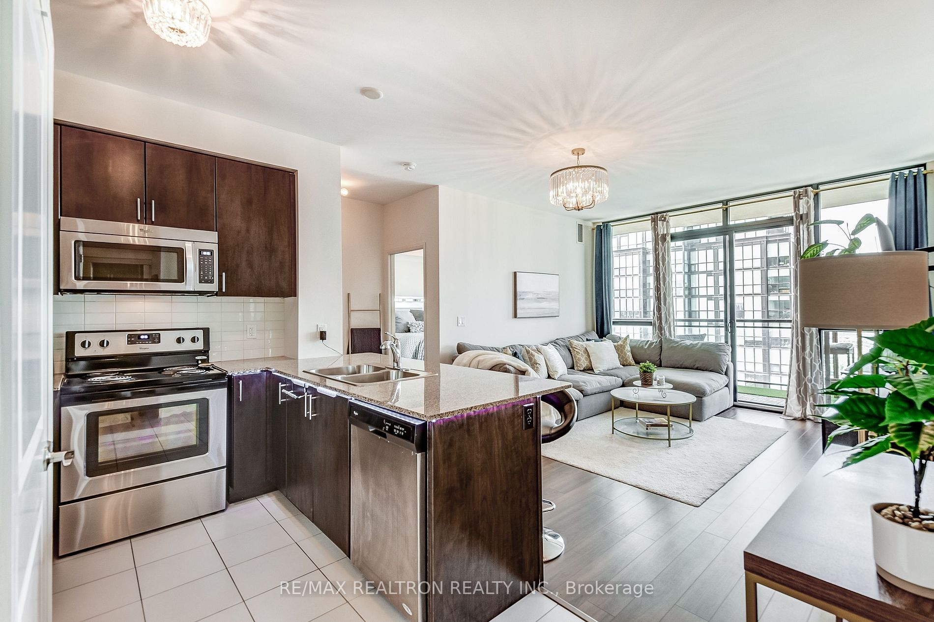 2900 Highway No. 7, #2305