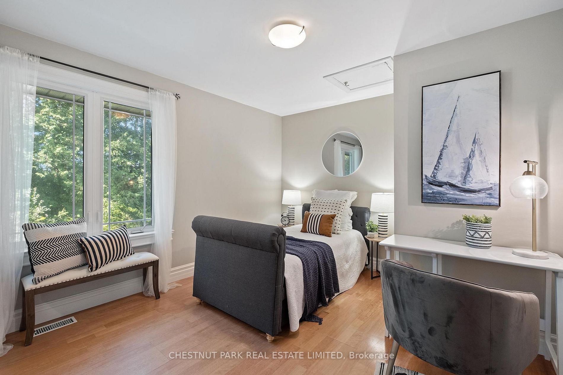 187 Davis Dr