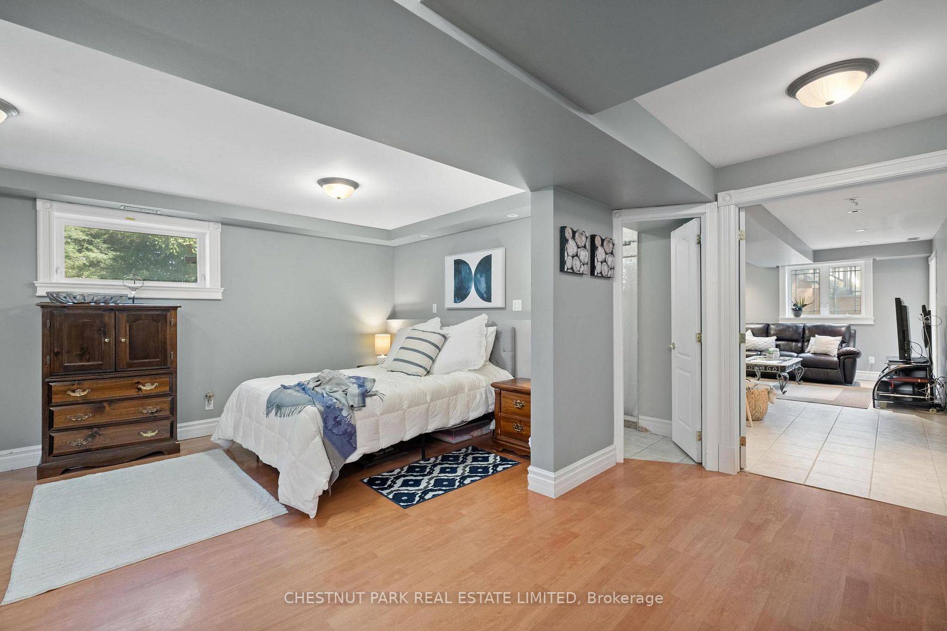 187 Davis Dr