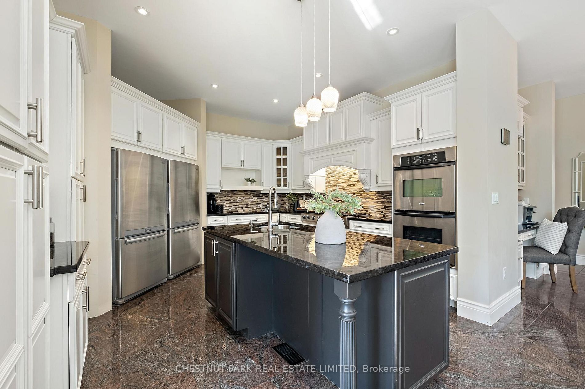 187 Davis Dr