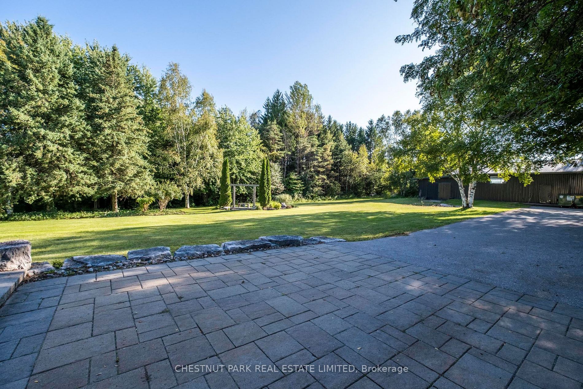 187 Davis Dr