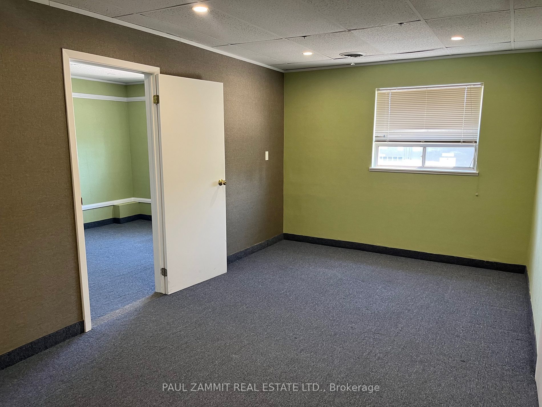 71 Glen Cameron Rd, #3 & 4