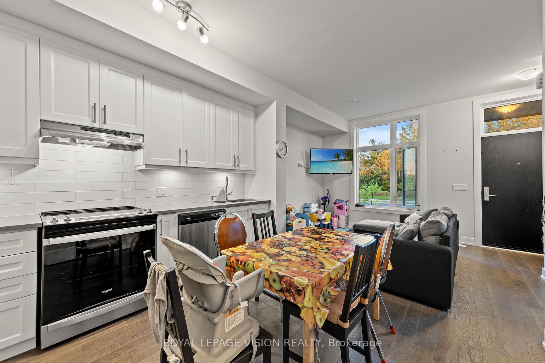 9560 Islington Ave, #L113