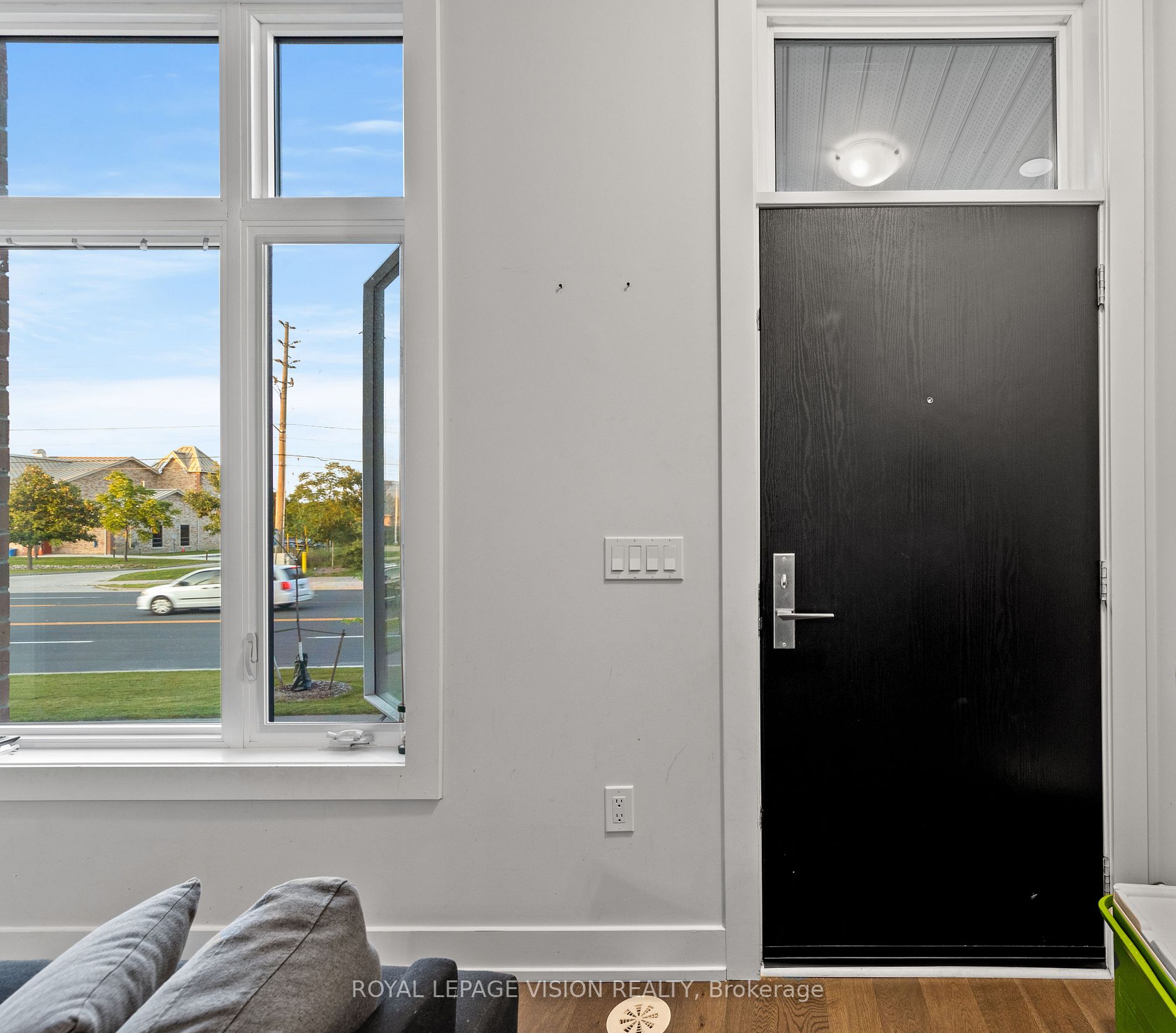 9560 Islington Ave, #L113