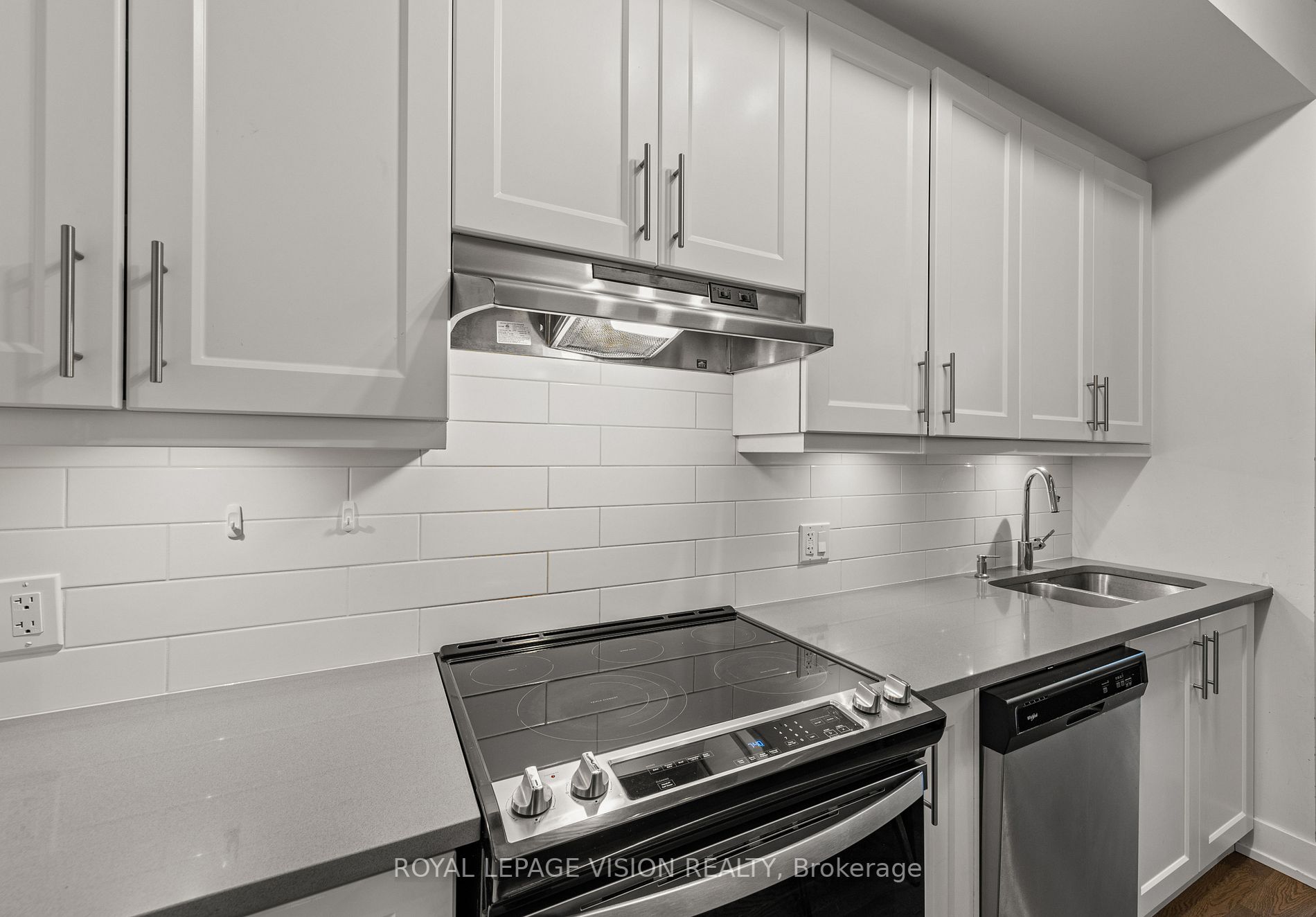 9560 Islington Ave, #L113