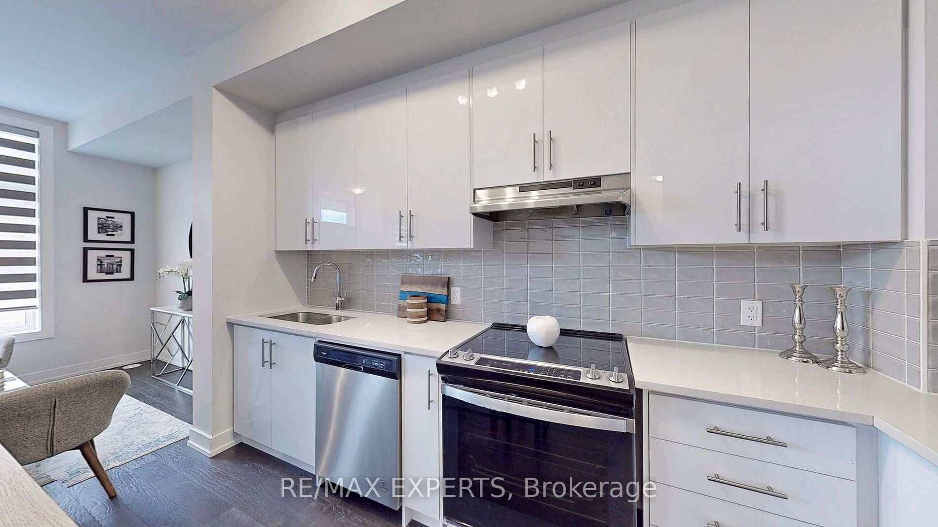 9560 Islington Ave, #114
