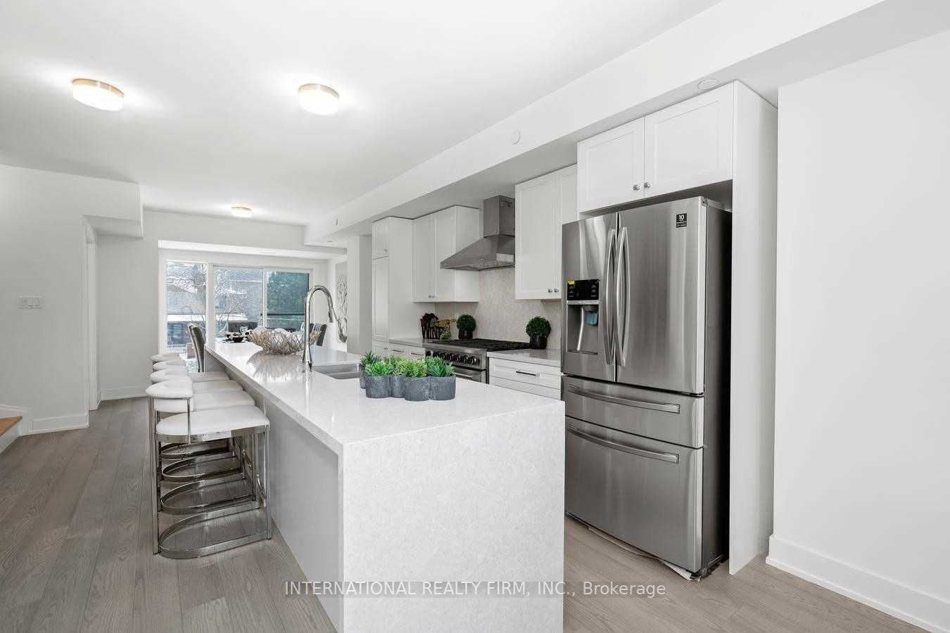 1 Hartman Avenue #5