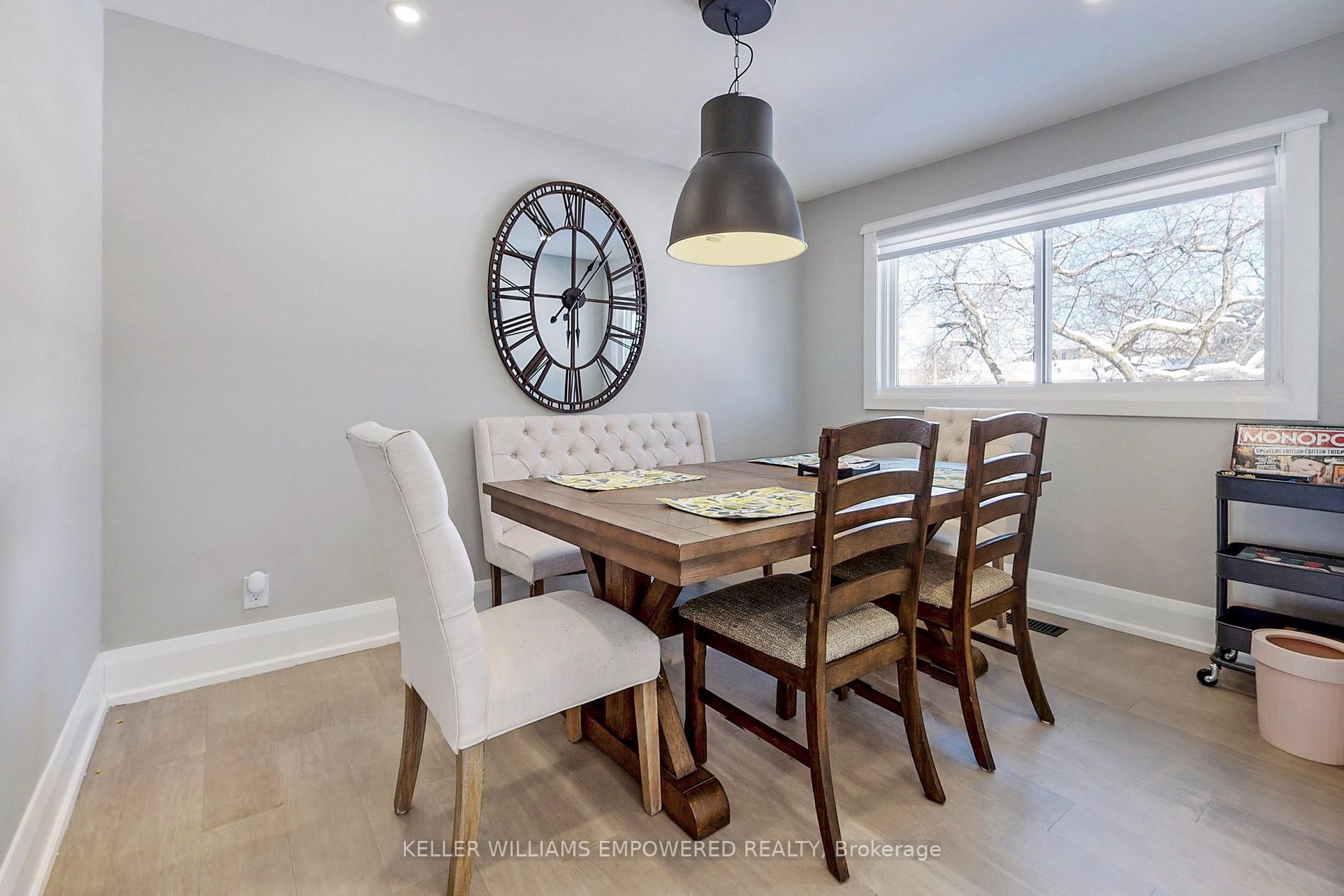 646 Simcoe Rd