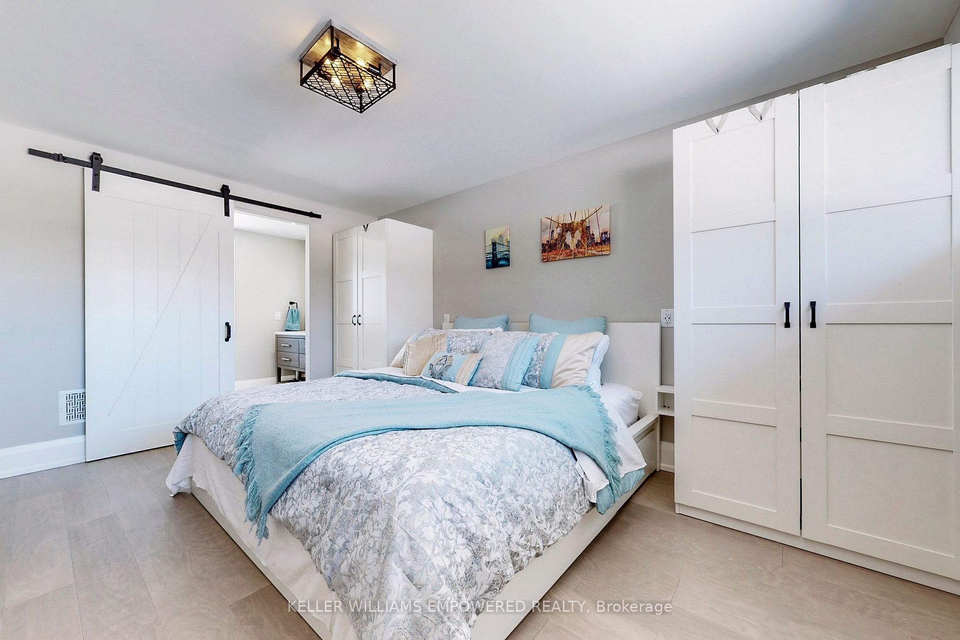646 Simcoe Rd