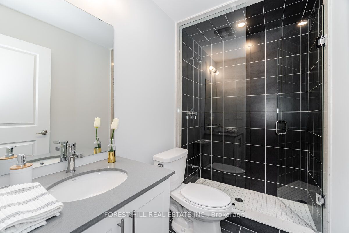 9570 Islington Ave, #125