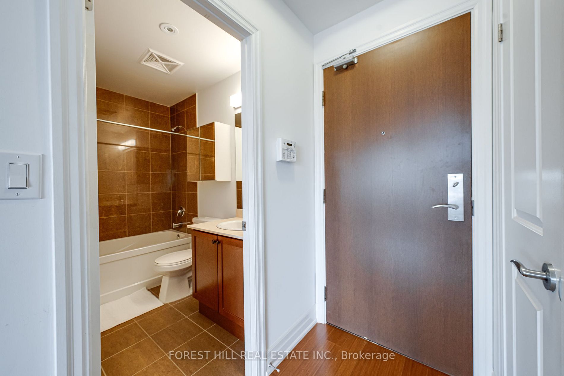 111 Civic Square Gate, #328