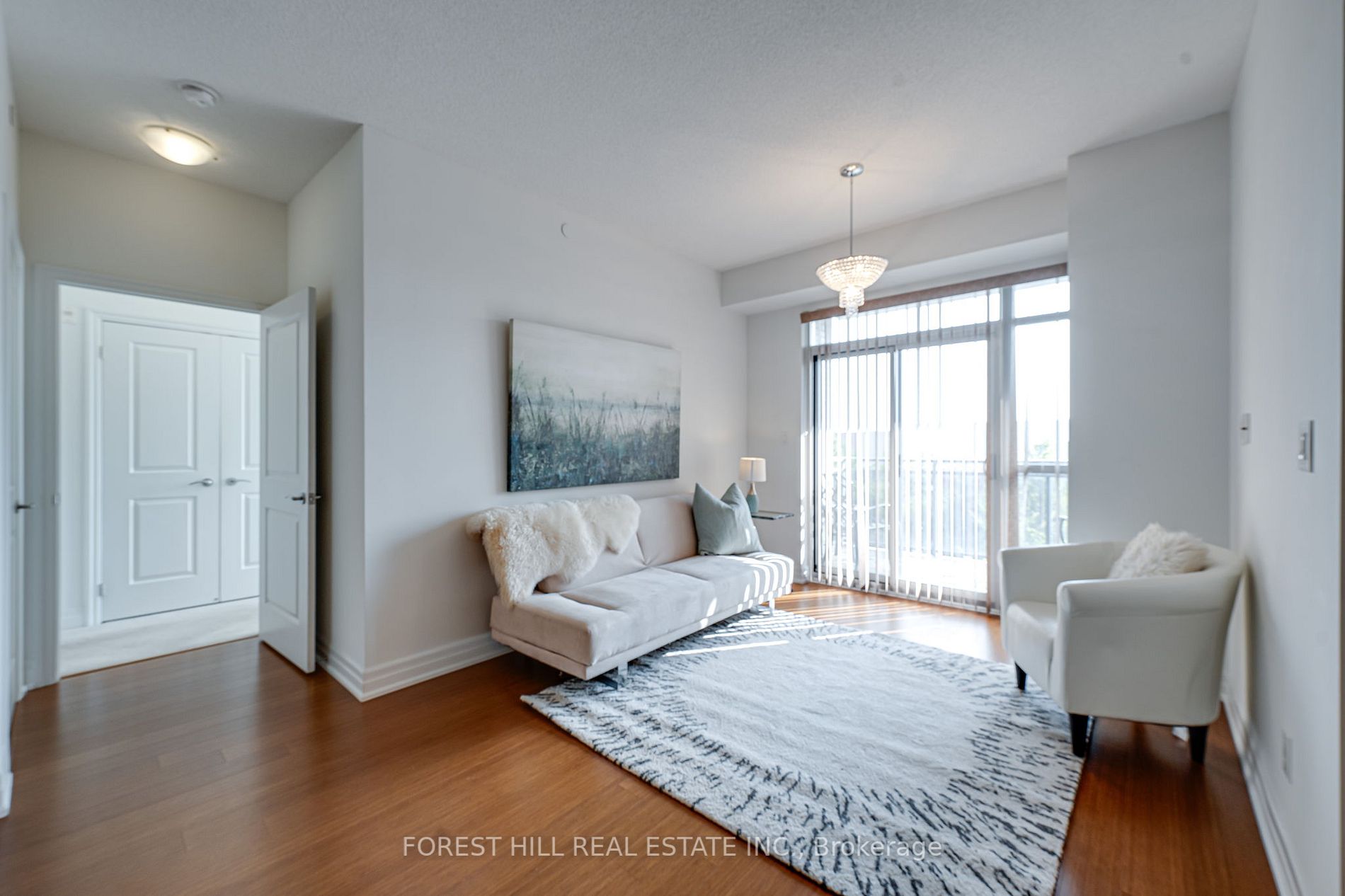111 Civic Square Gate, #328