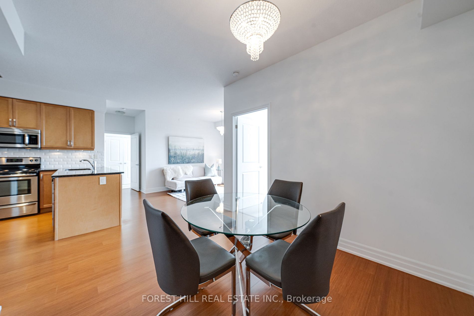 111 Civic Square Gate, #328
