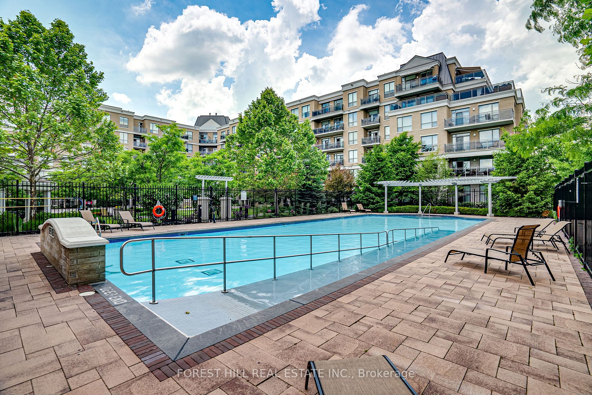 111 Civic Square Gate, #328