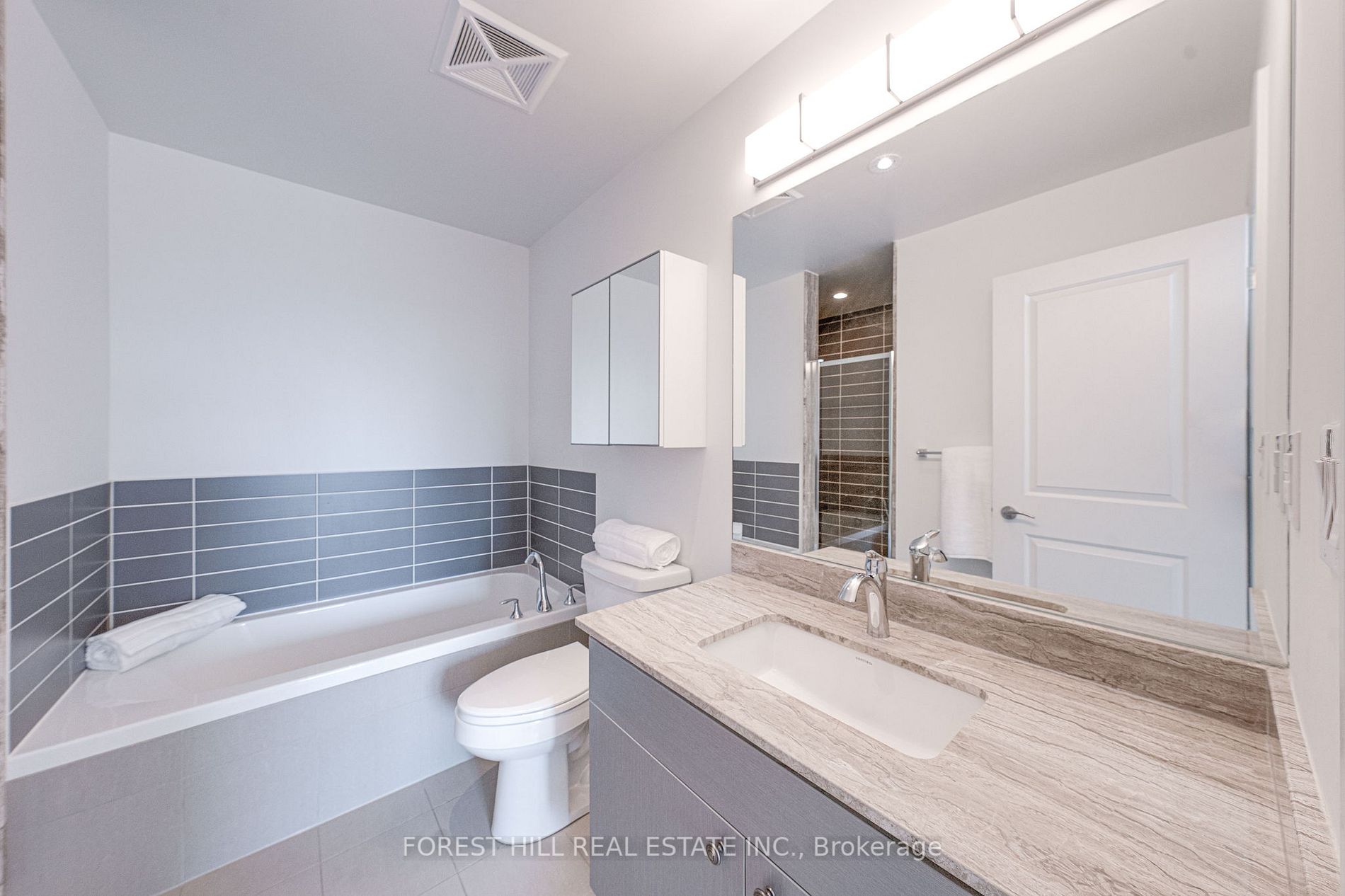 111 Civic Square Gate, #328