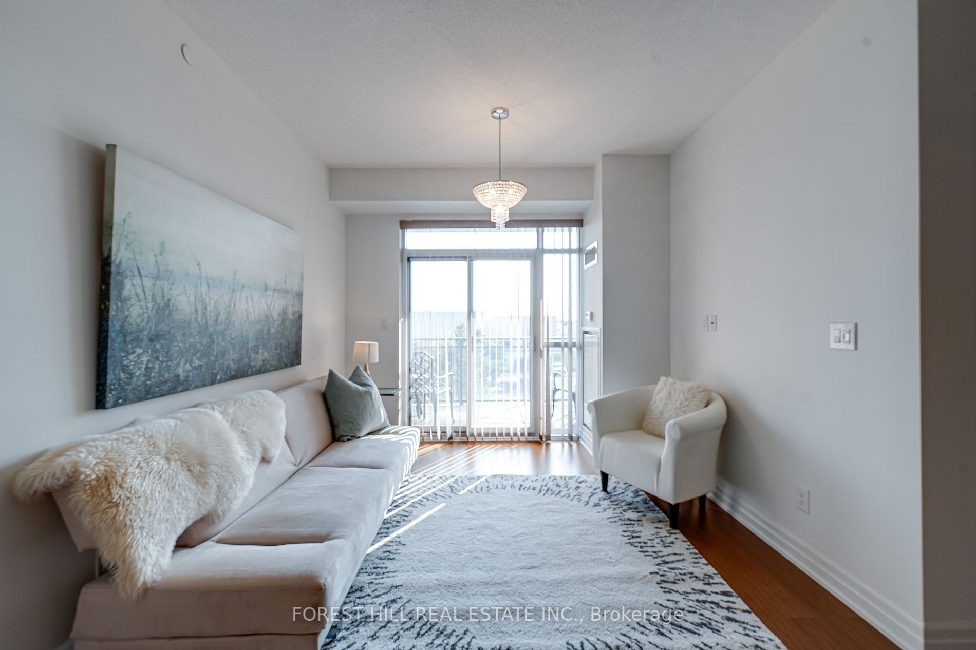 111 Civic Square Gate, #328