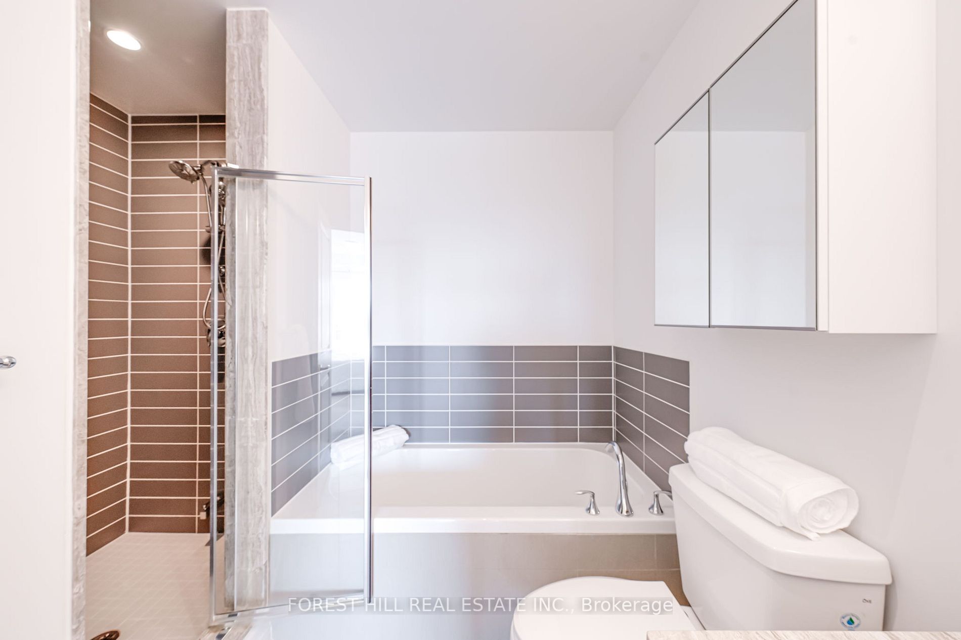 111 Civic Square Gate, #328