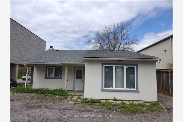 220 King Rd, Richmond Hill