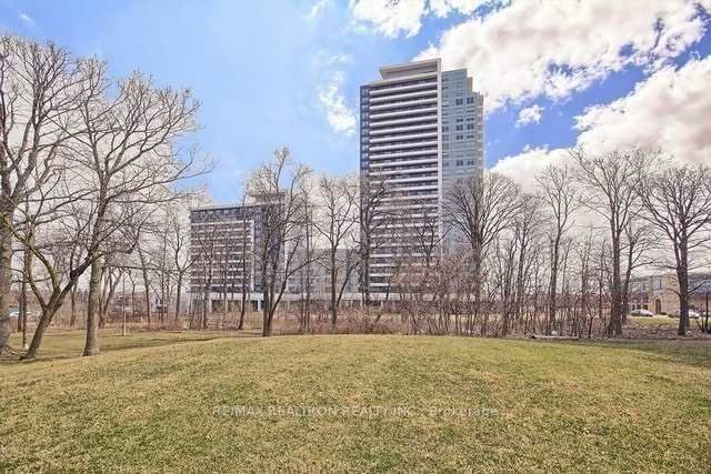 7900 Bathurst St, #1216